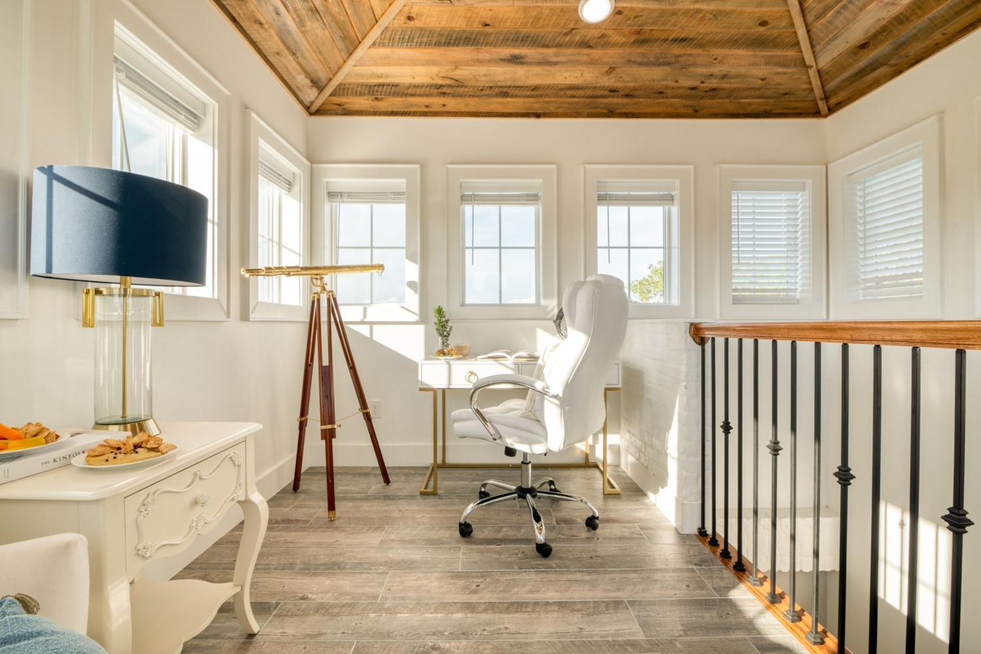 Edgewater By Avantstay Gorgeous Character Lakefront Home W Private Dock Destin Exterior photo