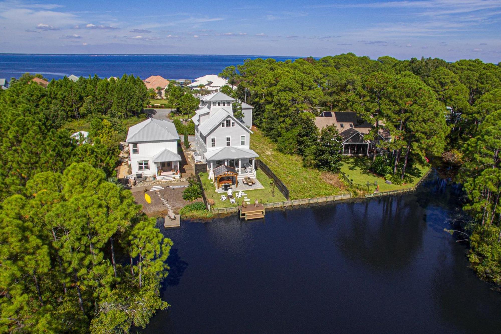 Edgewater By Avantstay Gorgeous Character Lakefront Home W Private Dock Destin Exterior photo